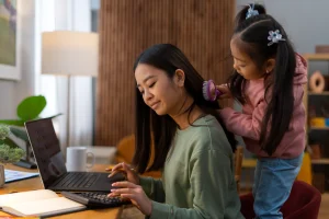 Parent working remotely with children home
